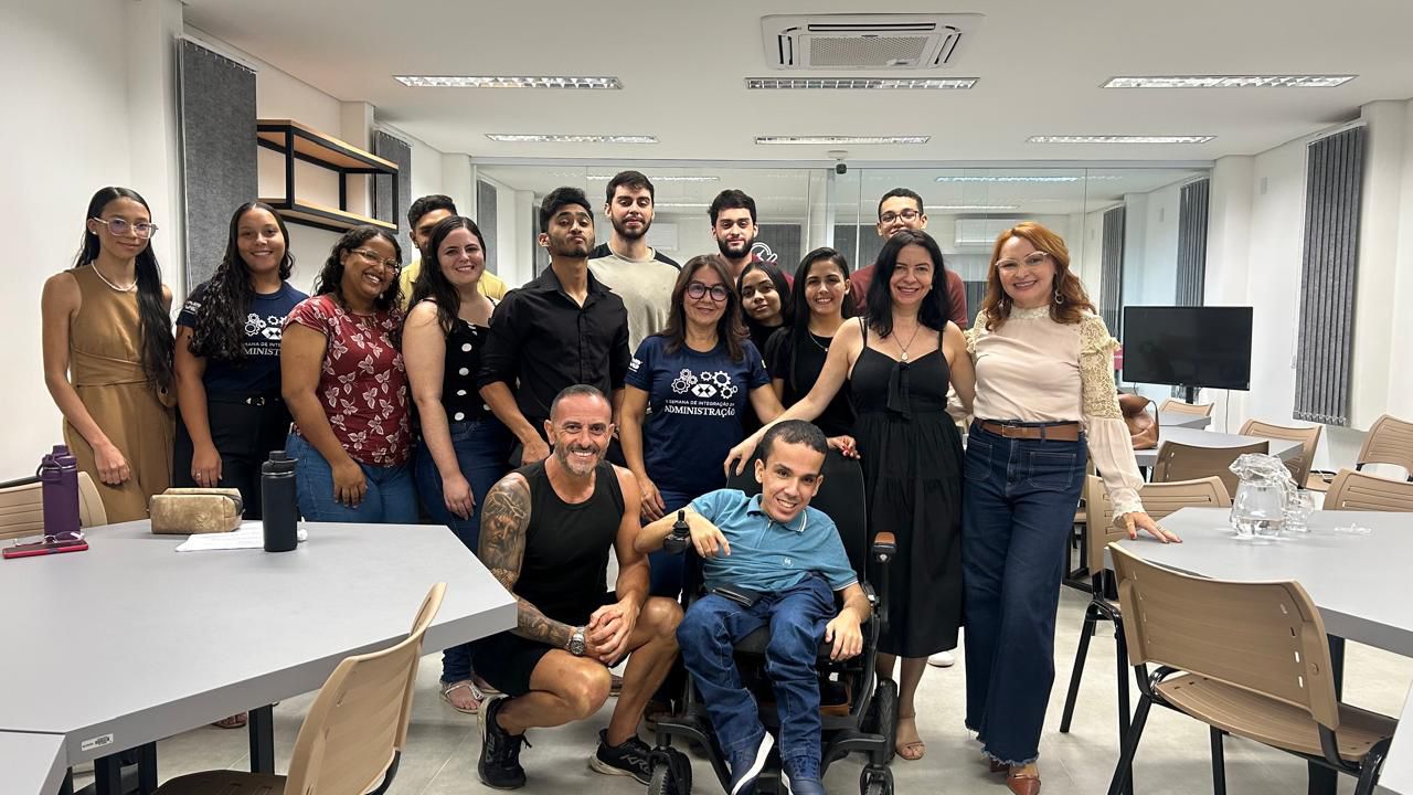 Representante do CRA-CE realiza palestra sobre Administração e empreendedorismo na Unileão